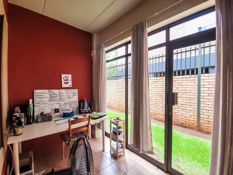 1 Bedroom Property for Sale in Die Bult North West